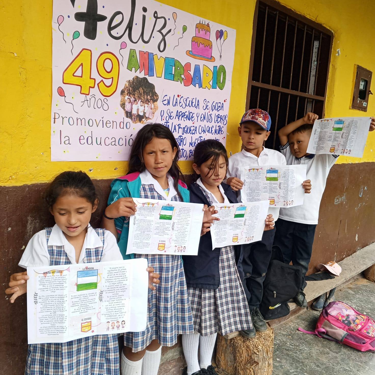 Celebrando el cumpleaños #49 de la Institución Educativa Santa Ana - Imagen 3